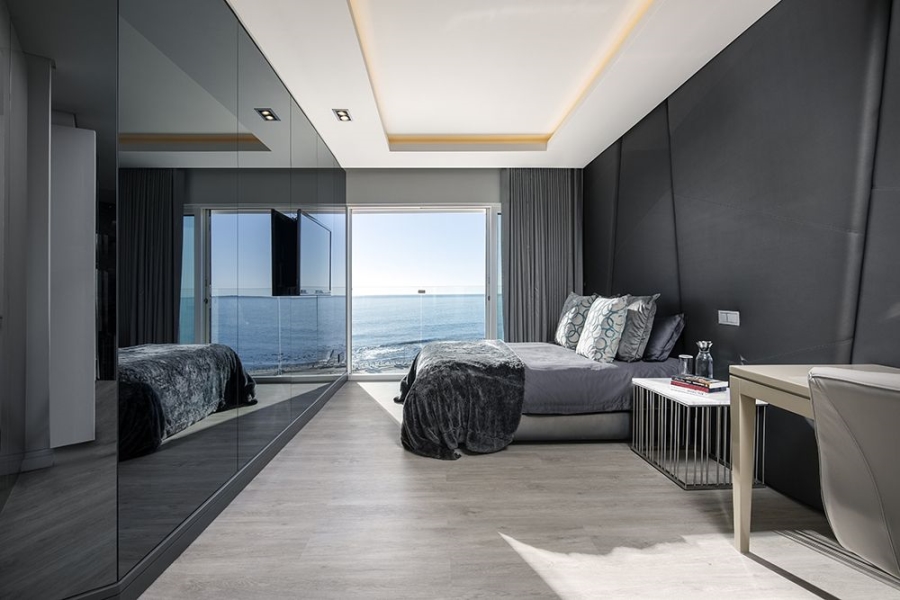 To Let 5 Bedroom Property for Rent in Mouille Point Western Cape